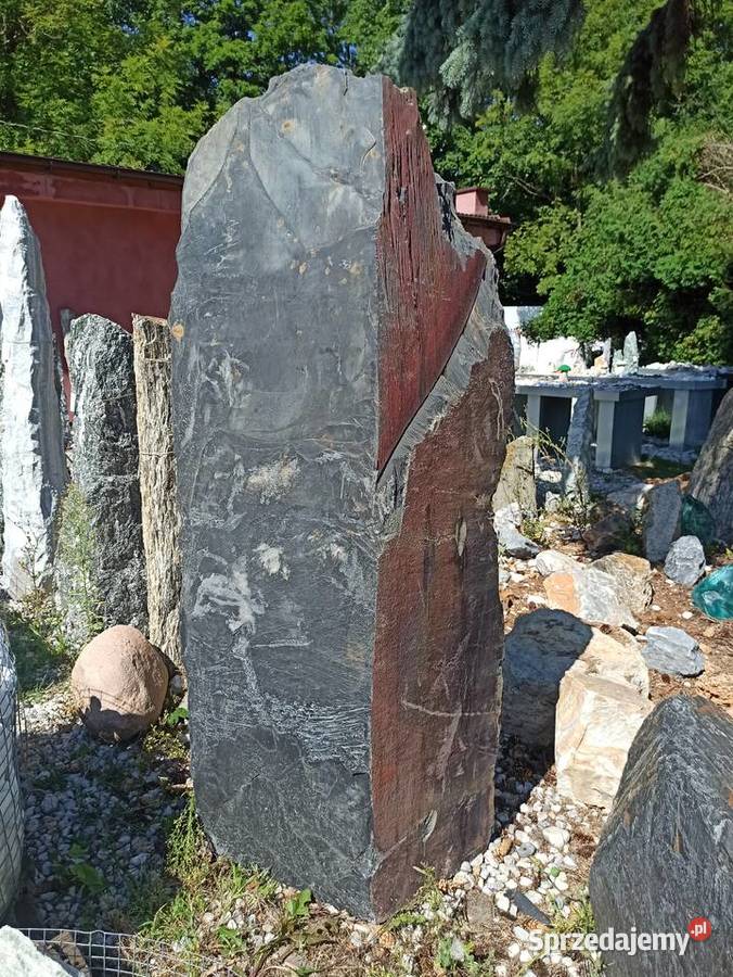 Kamień do ogrodu ozdobny Monolit duża szpilka Andrychów