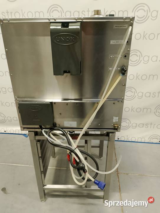 Piec konwekcyjnoparowy Unox XVC205E z podstawą Wrocław