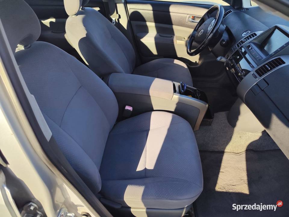 Toyota Prius salon sevis ASO Poznań