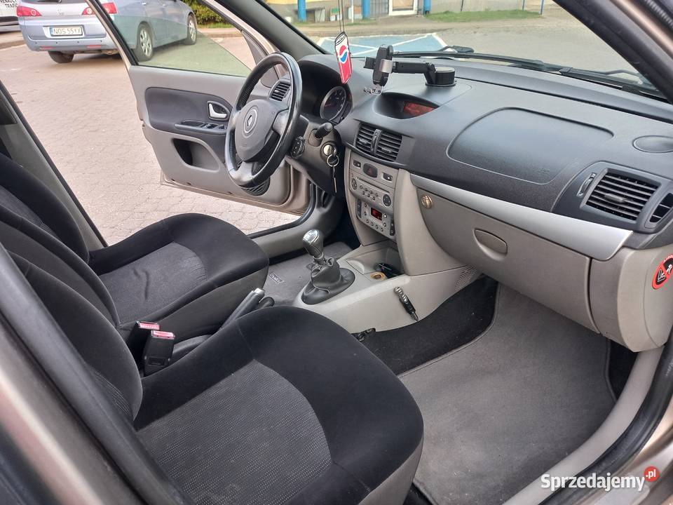 Renault Thalia model 2010r 14 16v benz mały Gdańsk