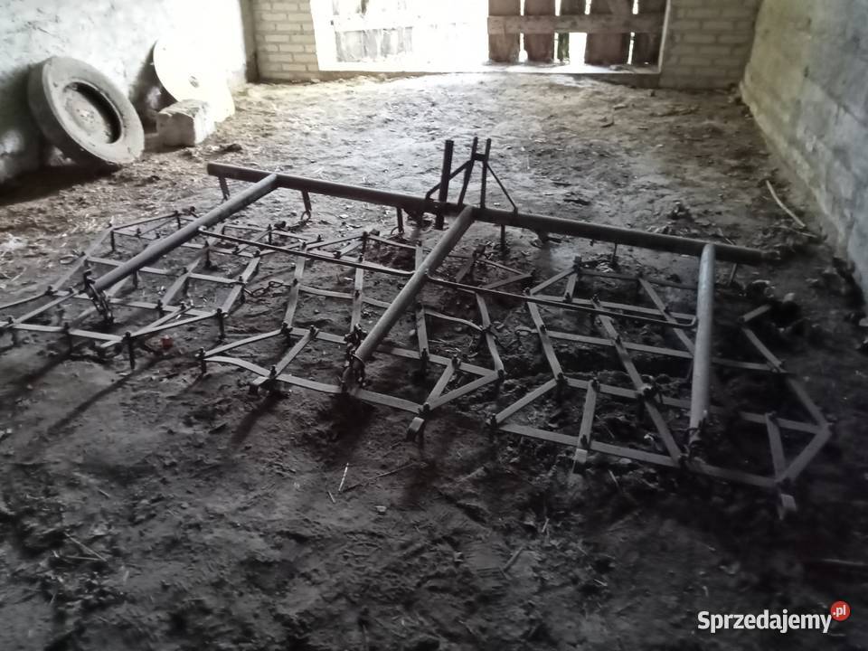 Brona lekka podnoszona 3polowa nieuszkodzony Sugajno