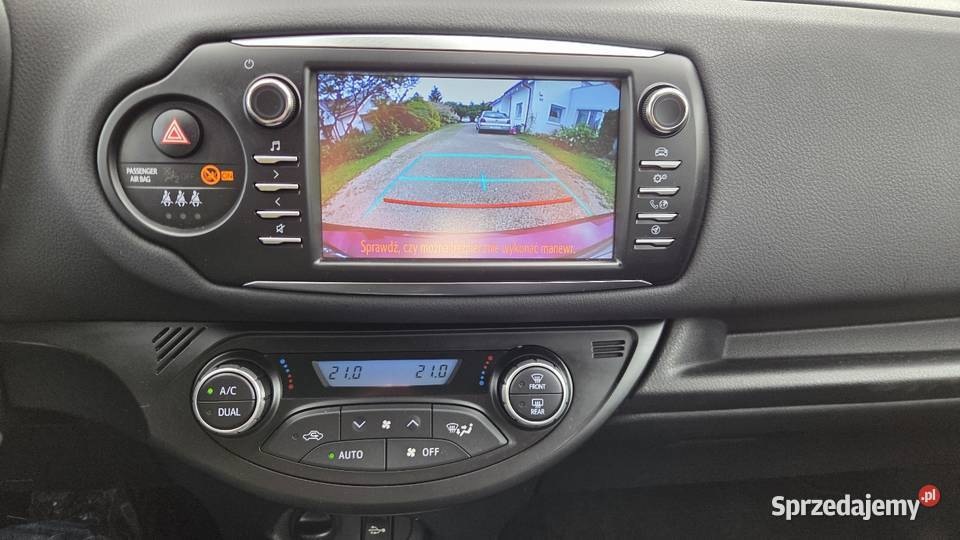Toyota Yaris Automat Hybryda 42 Przebiegu Yaris pomorskie Gdańsk