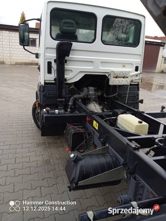 Nissan atleon wywrotka do 35t Nissan Zamość sprzedam