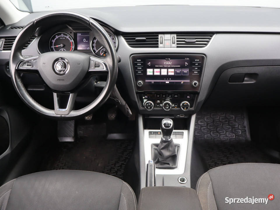 Skoda Octavia 15 TSI srebrny sprzedam
