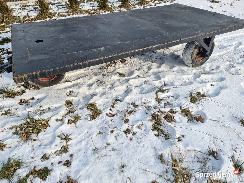 przyczepa jednoosiowa rolnicza platforma nieuszkodzony Przyczepy rolnicze Grybów