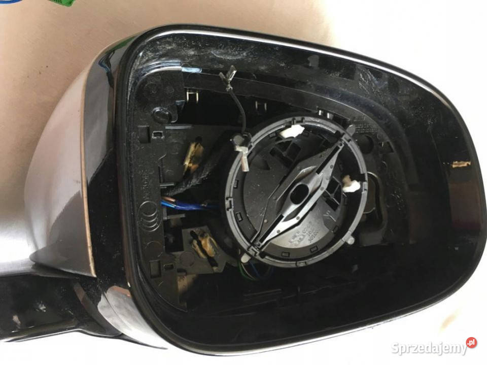 VOLVO V40 XC40 LUSTERKO PRAWE 8PIN Kozubszczyzna