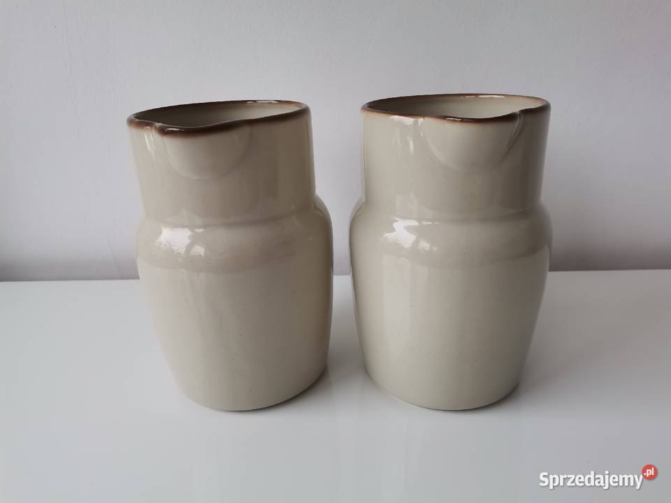Stare nieużywane 2 dzbanek porcelt Pruszków