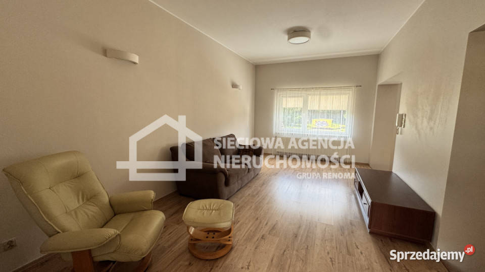 Dom wolnostojący Gdynia 2000m2 Sprzedaż pomorskie sprzedam