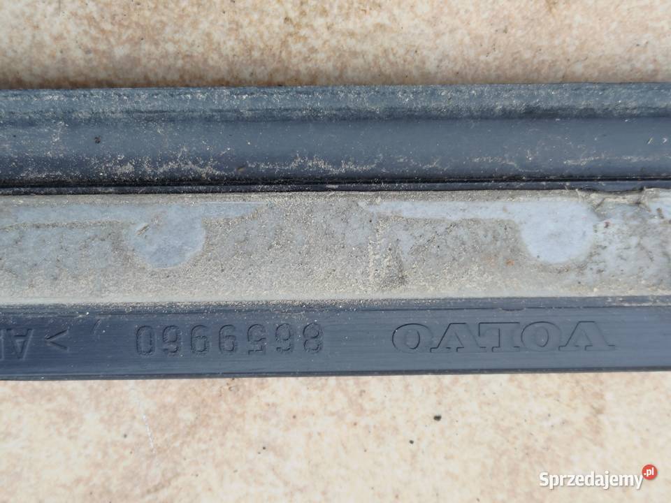 Listwa progowa Volvo S60 V70 XC70 lift z 2006 Błonie