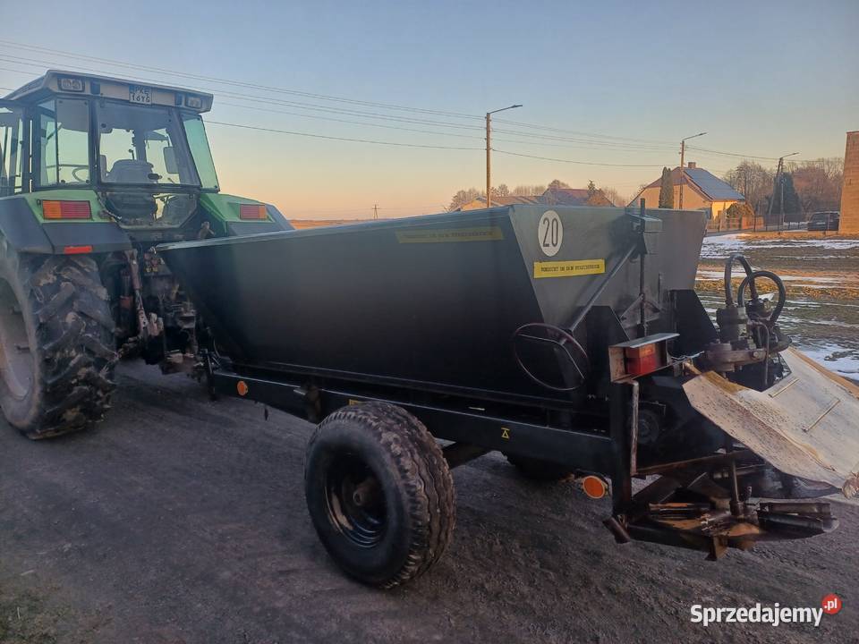 Rozsiewacz wapna rcw 3 wersja eksportowa nieuszkodzony Rychtal