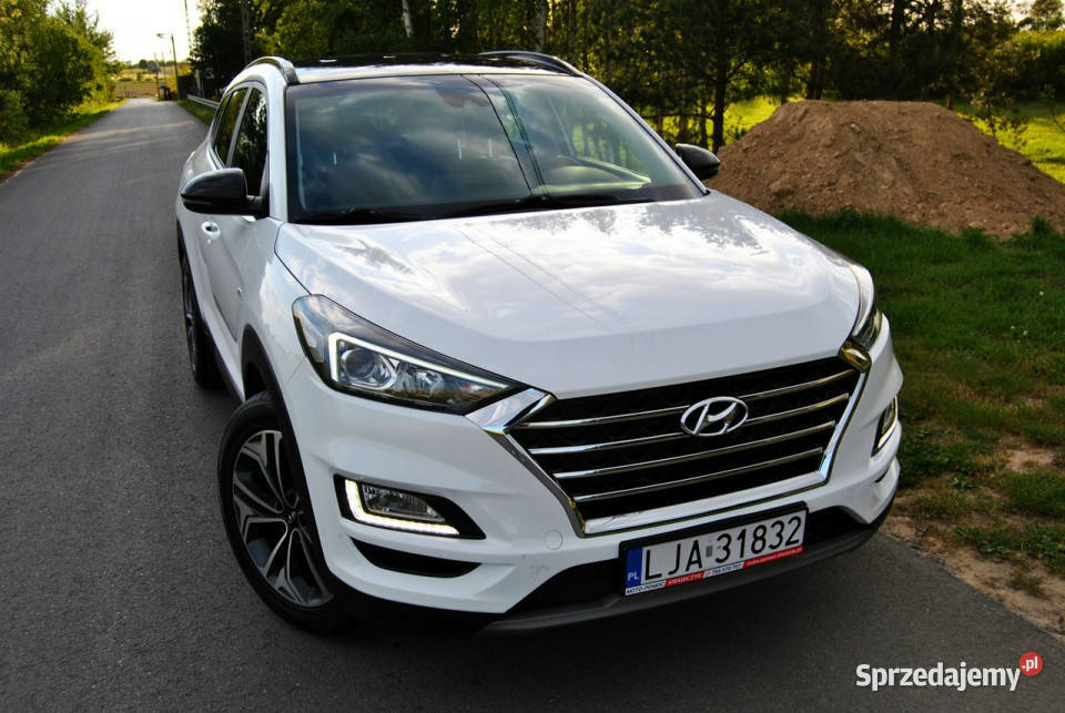 Hyundai Tucson 16CRDIHYBRID48 VKamera GPS ALU 19 światła LED sprzedam