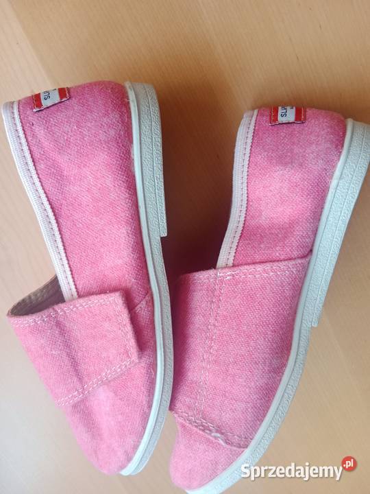 Kapcie Slippersfamily rozmiar 31 Poznań