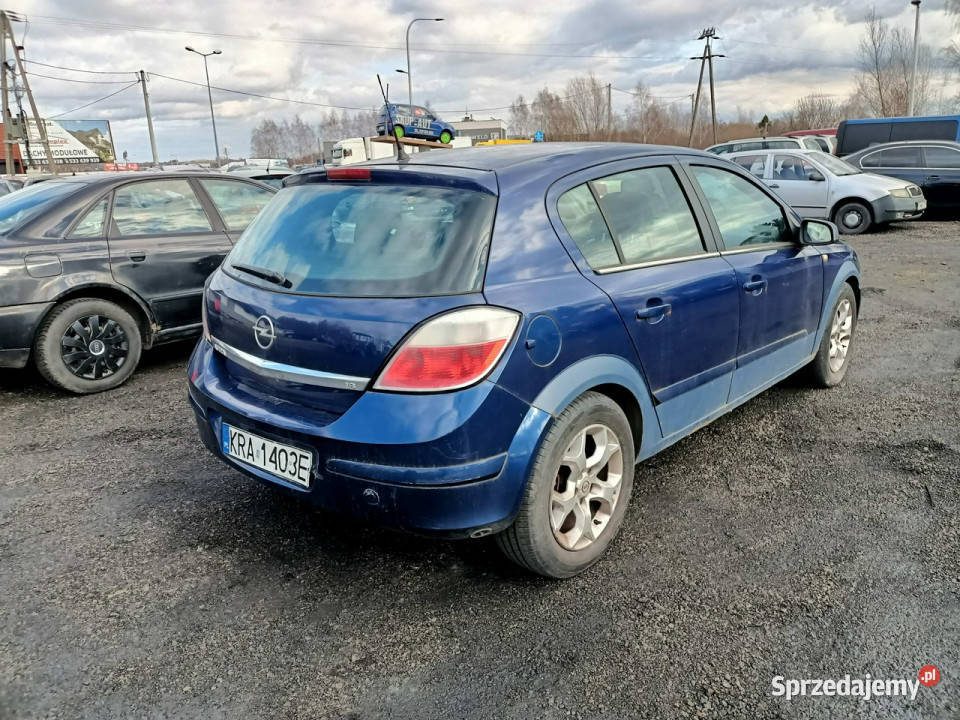 Opel Astra Opel Astra 18 BG 04r H 20042014 Tarnów