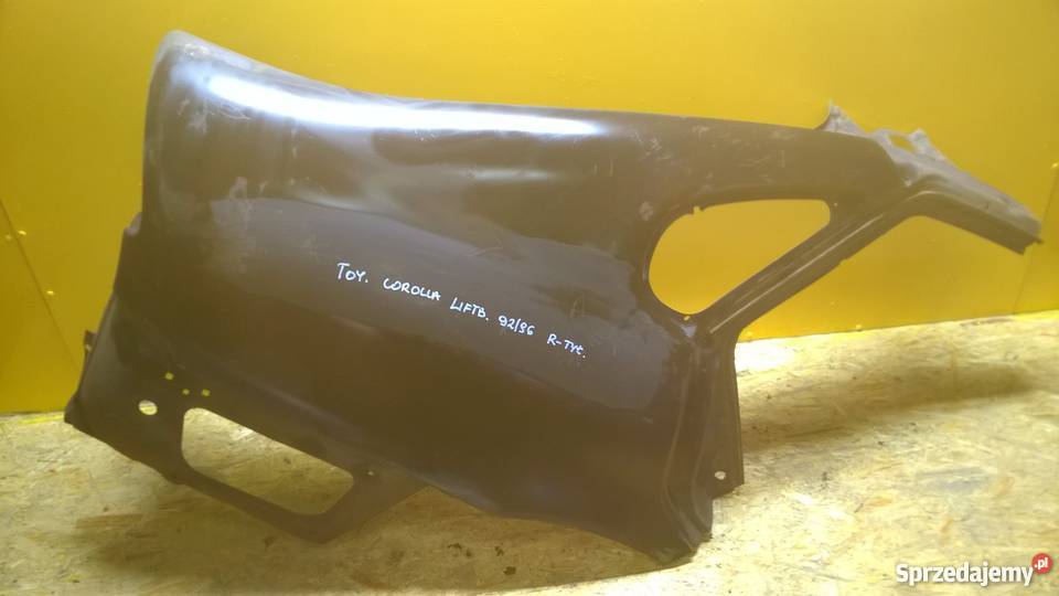 Toyota corolla liftback 1992 1996 błotnik tył Karoseria Części dolnośląskie Wrocław