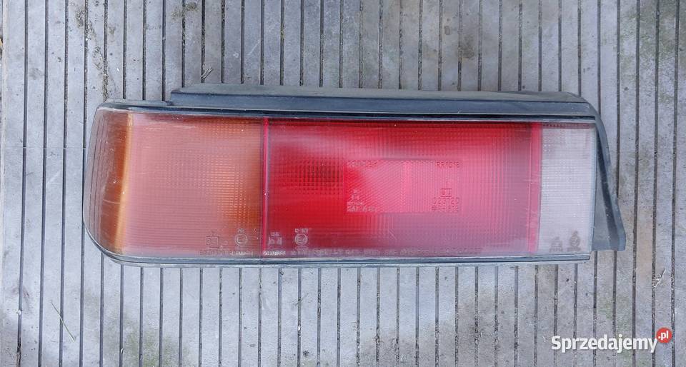 Honda CRX crx 19891990 1991 1992 lampa tył lewa osobowe dolnośląskie Byków sprzedam