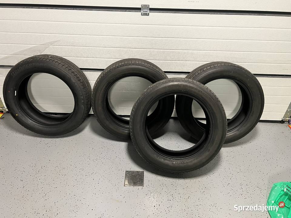 4 x Bridgestone Alenza 001 23555R19 101V 2025