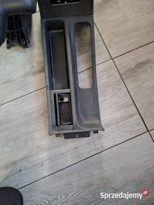 podłokietnik BMW e36 sprzedam