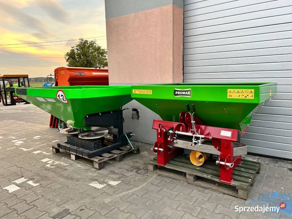 Rozsiewacz nawozów RS600N polowy 2tarczowy 600 Tarnobrzeg