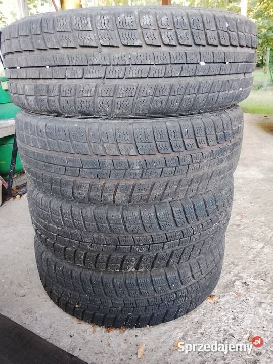 Opony zimowe bieżnikowane R15 15cale Samochodowe Kolbuszowa sprzedam