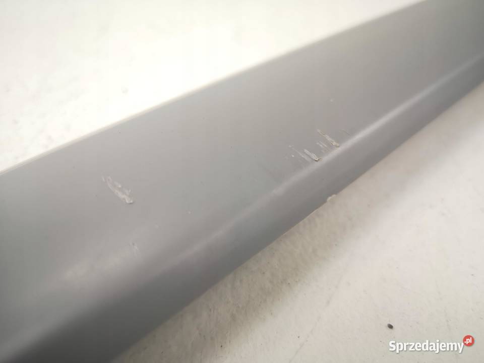 LISTWA DRZWI PRAWY TYŁ KIA CARNIVAL 2005 NOWA Osłony i zaślepki