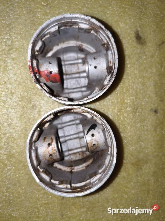 Oryginalne tłoki 7794 K750 M72 Leszno sprzedam