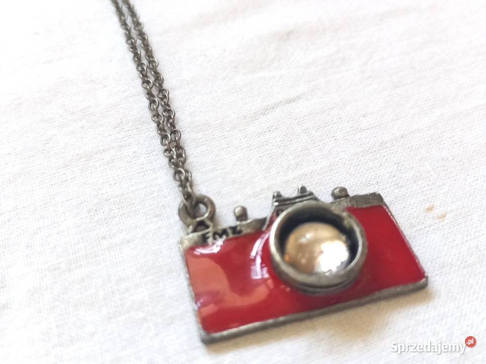 Naszyjnik czerwony Wisiorek Aparat Fotograficzny podlaskie