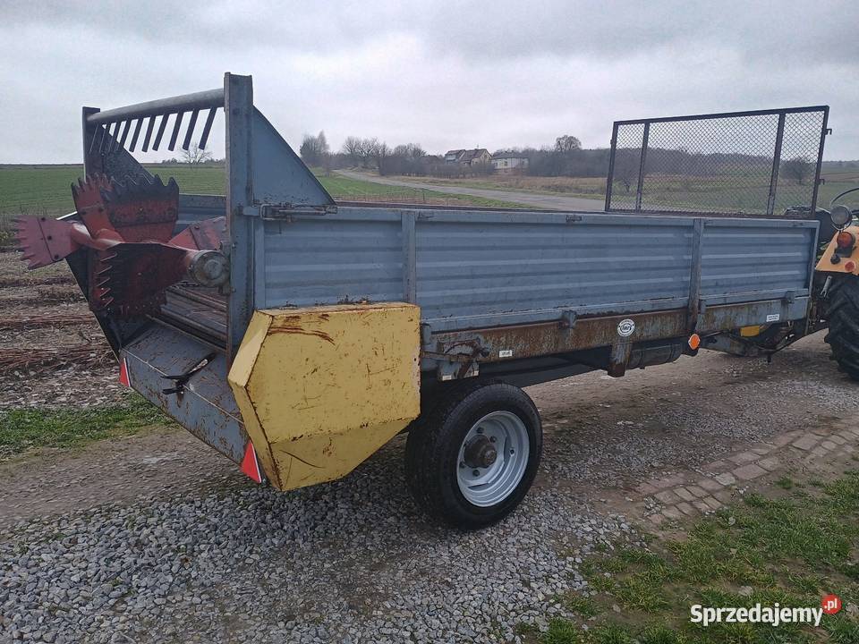 Rozrzutnik obornika jednoosiowy Czarna nieuszkodzony Izbica