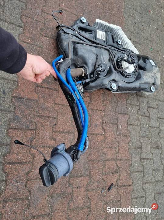 ZBIORNIK BAK PALIWA RURA WLEW COROLLA E21 20 H osobowe