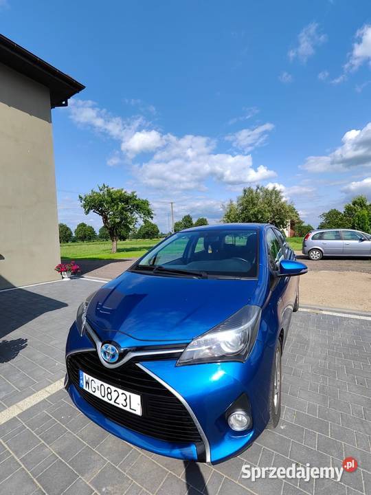 Toyota Yaris III 15 hybryd 2014 polift Garwolin