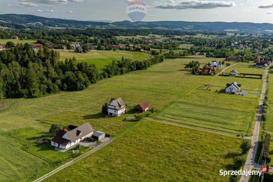 Dom do remontu na ponad 35 ar działce Skawa