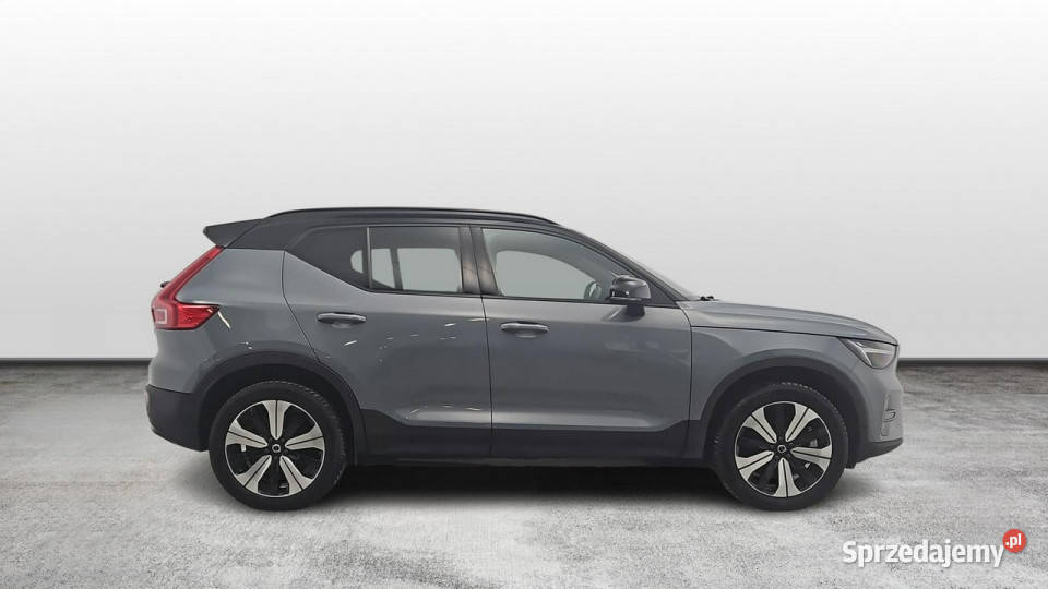 Volvo XC 40 BEV 73kWh P6 Recharge Core Z światła przeciwmgielne Warszawa