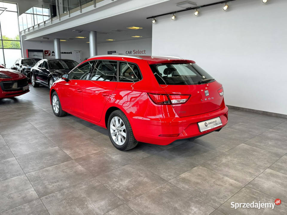 Seat Leon ST Style 16TDI 115 M5 20192020 r salon Myślenice
