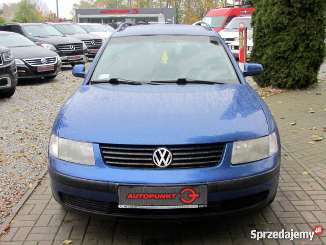 Nieuszkodzony Volkswagen Passat B5 niebieski mazowieckie Mława