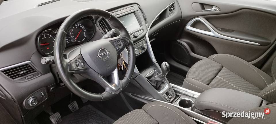 Opel Zafira Tourer 2019r 20 170 przebieg 89500 przyciemniane szyby Opole sprzedam