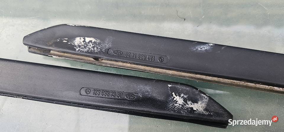 Listwa slupka A mercedes w123 1236981330 Listwy i nakładki Zbąszyń sprzedam