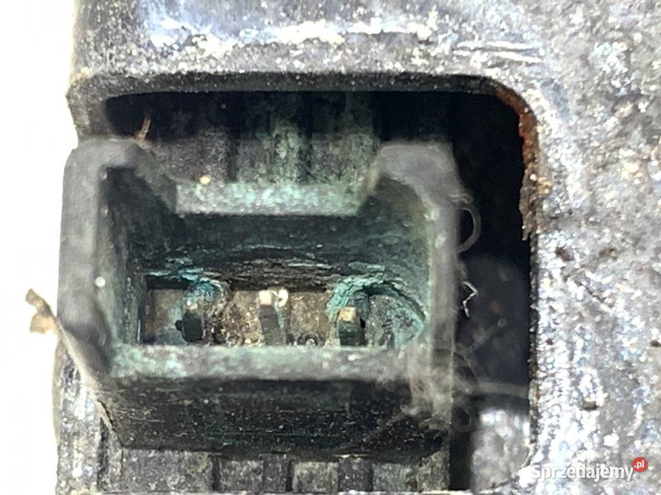 ZAMEK KLAPY TYŁ VW PASSAT B5 Kombi 3B9827505C Zamki, wkładki i kluczyki