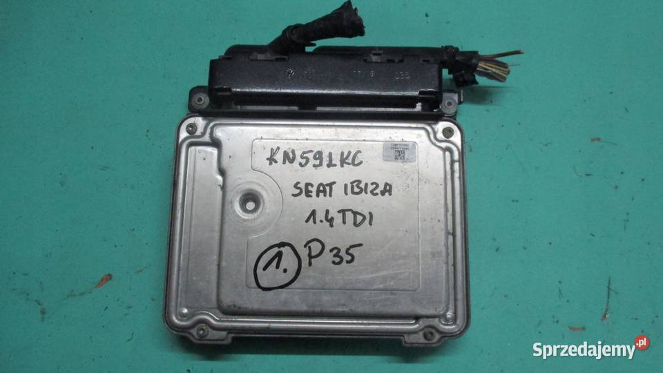 SEAT IBIZA IV 14 TDI 09r sterownik komputer