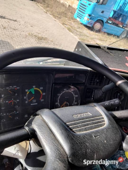 Scania V8 R480 Zestaw do przewozu żywca Rok produkcji 2003 łódzkie Zgierz