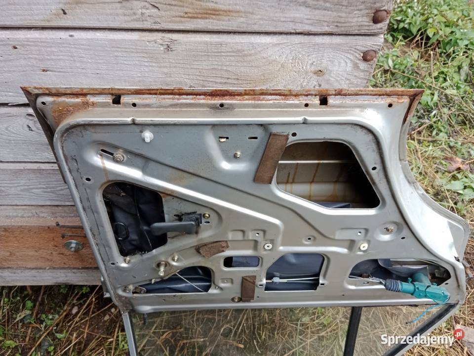 Polonez drzwi lewy tył 92u łódzkie Lipiny