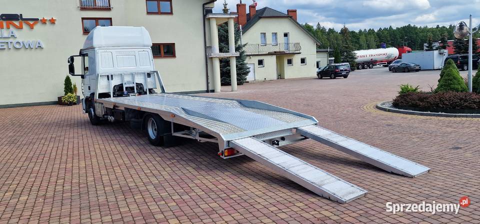 Zabudowa Laweta Autolaweta Pomoc Drogowa Najazd Kielce