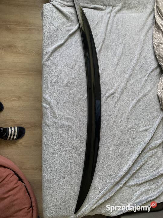 Lotka na tylną klapę bagażnika Pęcice Małe