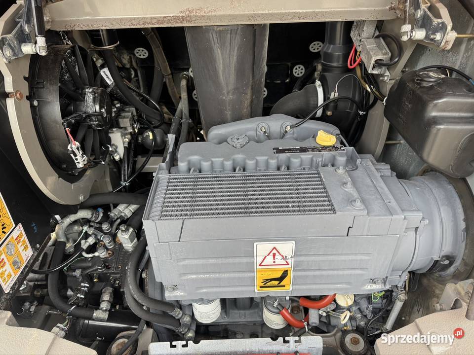 Ładowarka Atlas AR 80 2012r 4500h 4500h dolnośląskie Chojnów sprzedam