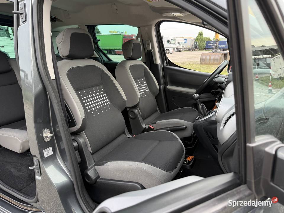 Citroen Berlingo 16 DIESEL Klimatyzacja wielofunkcyjna kierownica Konin
