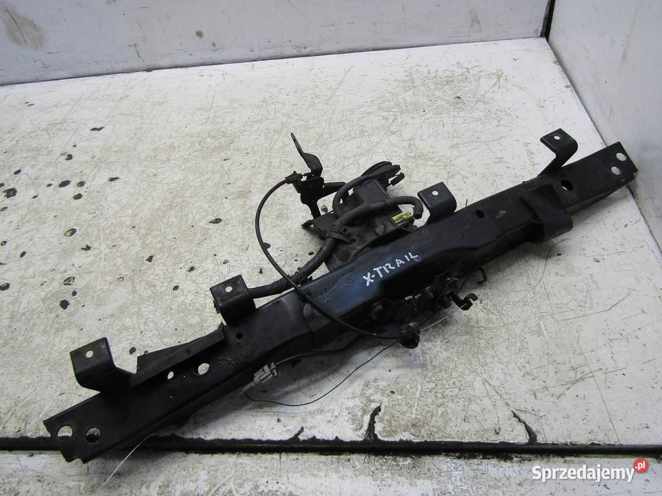 PAS PRZEDNI GÓRNY WZMOCNIENIE ZAMEK 16 DCI