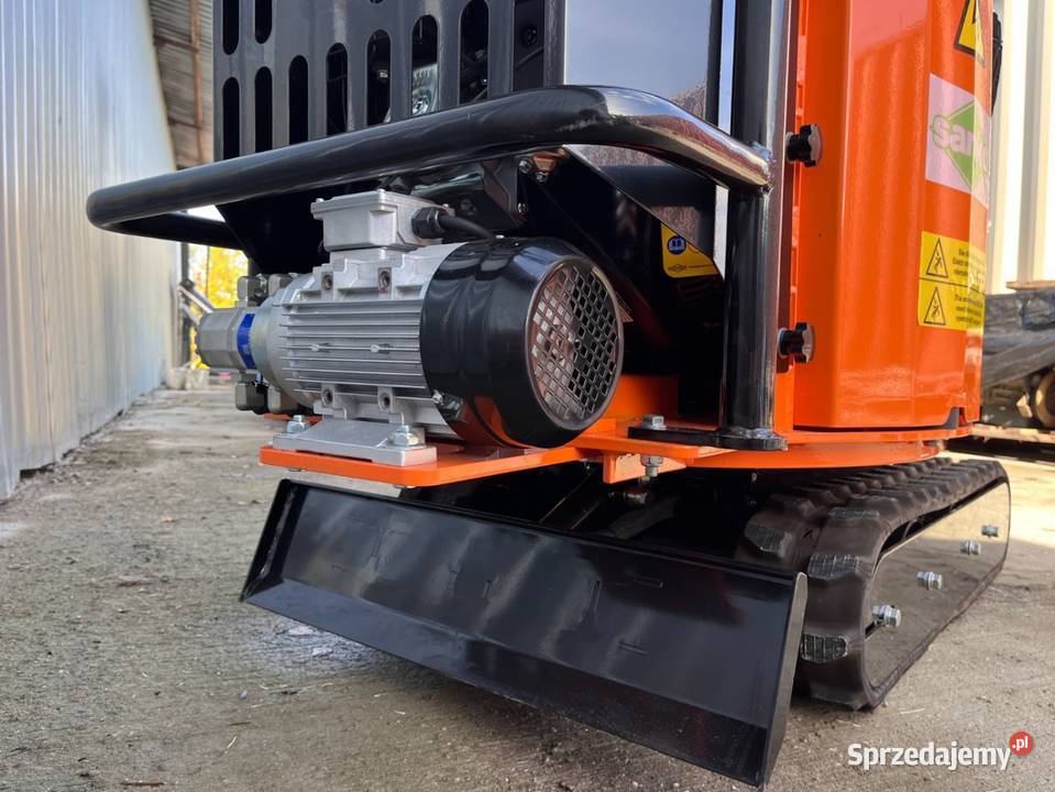 Koparka SANKO spalinowoelektryczna z wychyłem 1h sprzedam
