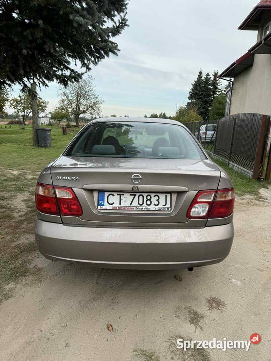 Nissan almera 15 benzyna 98 sedan Brudzeń Duży