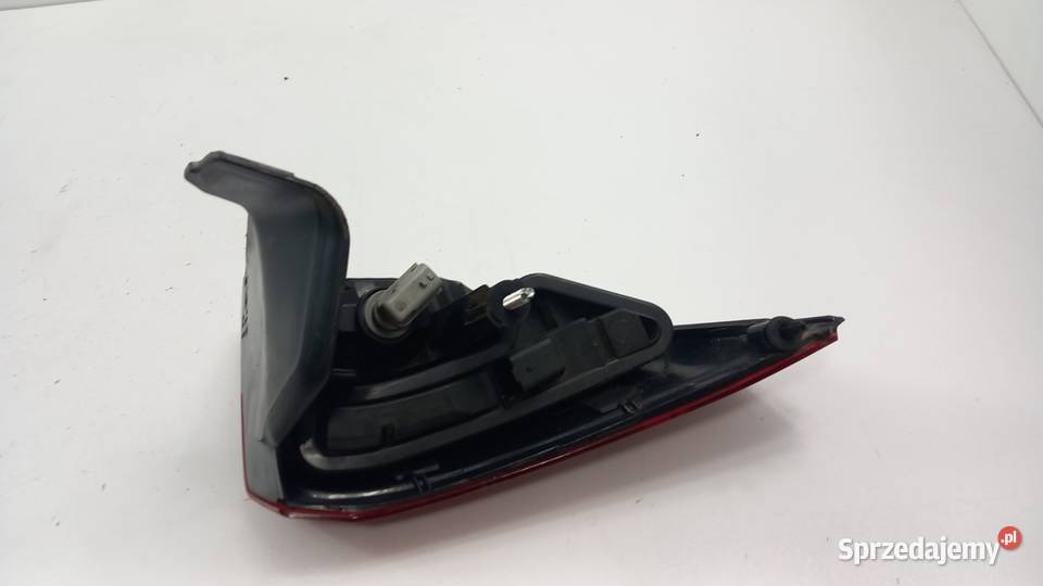 RENAULT LAGUNA III GT HB LAMPA TYŁ PRAWA osobowe Zbierkowo
