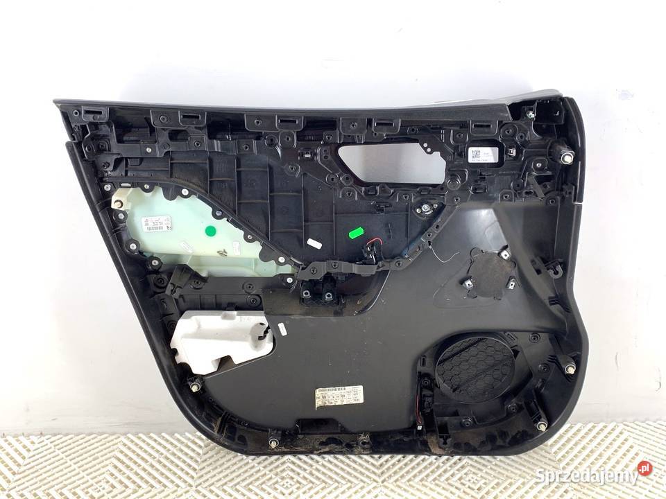 BOCZEK DRZWI PRAWY PRZÓD JAGUAR FPACE SUV Boczne (drzwi) sprzedam