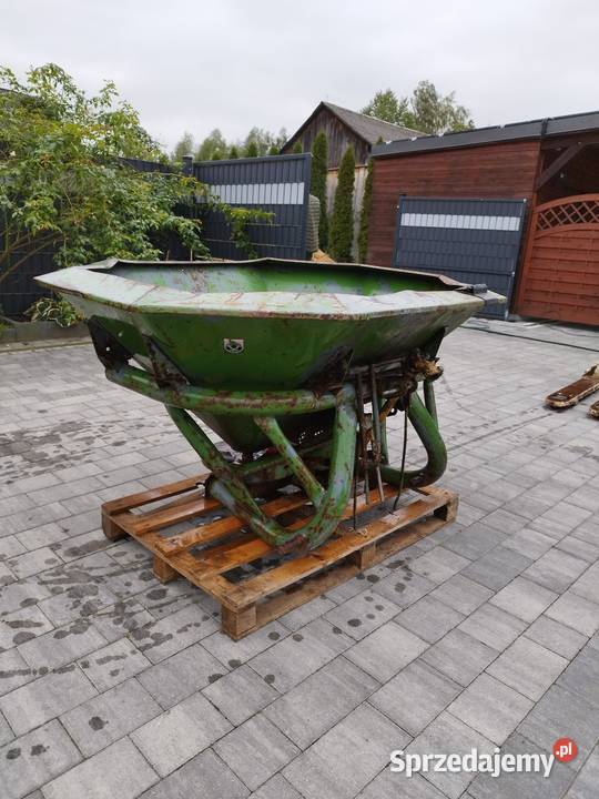 Rozsiewacz nawozów Amazone 402