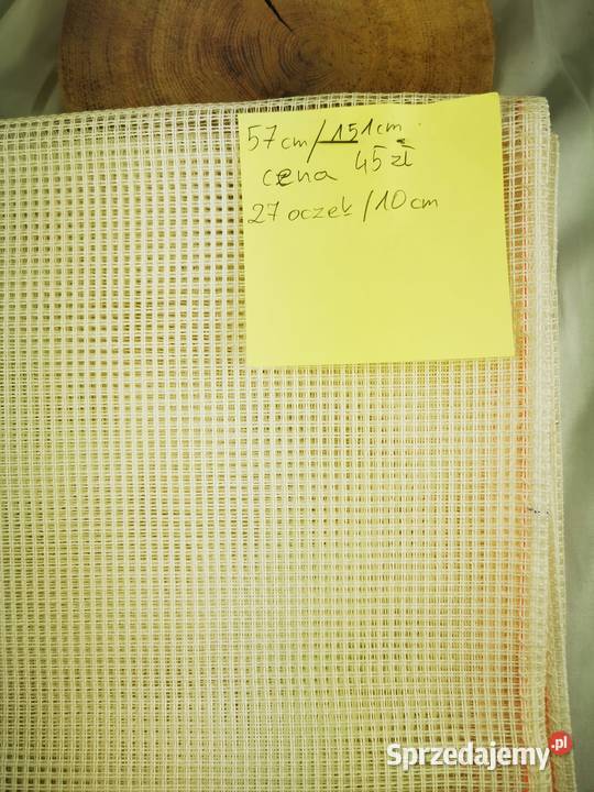 Kanwa do haftu w kuponachróżna wielkość rodzaj Wiśniowa